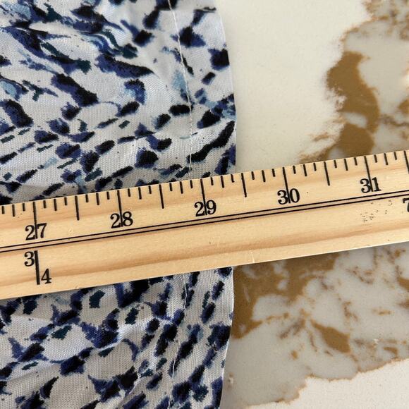 Soft Surroundings Shirt SZM Graphic Print Tunic Beaded V-neck Tie Front - Picture 10 of 10